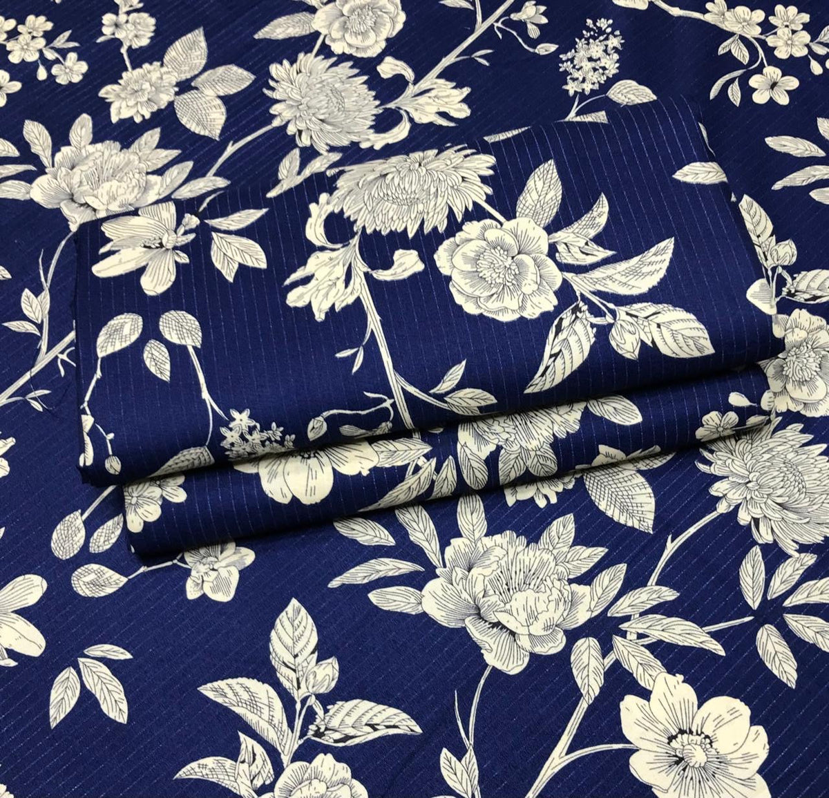 2025-FLORAL PRINTS 2PC KHADDAR Wear